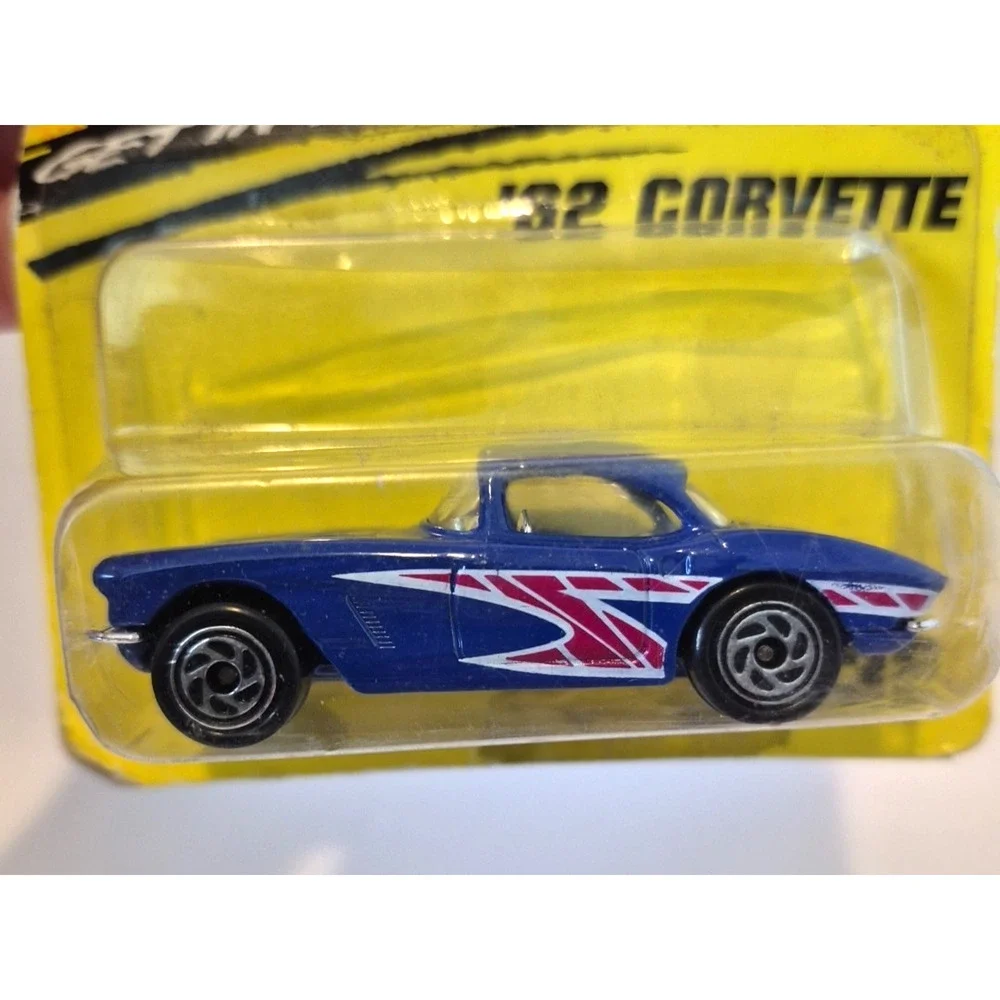 Matchbox #32 Corvette Blue 1994 T37 '62 Damage to Packaging